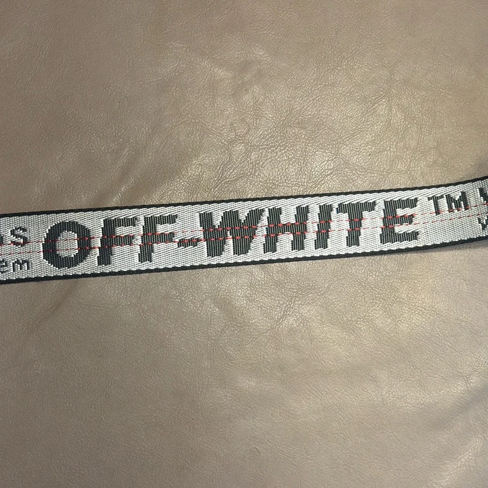 Authentic OFF-WHITE White Industrial Belt Long 200cm Black Hardware Made Italy - Picture 8 of 9